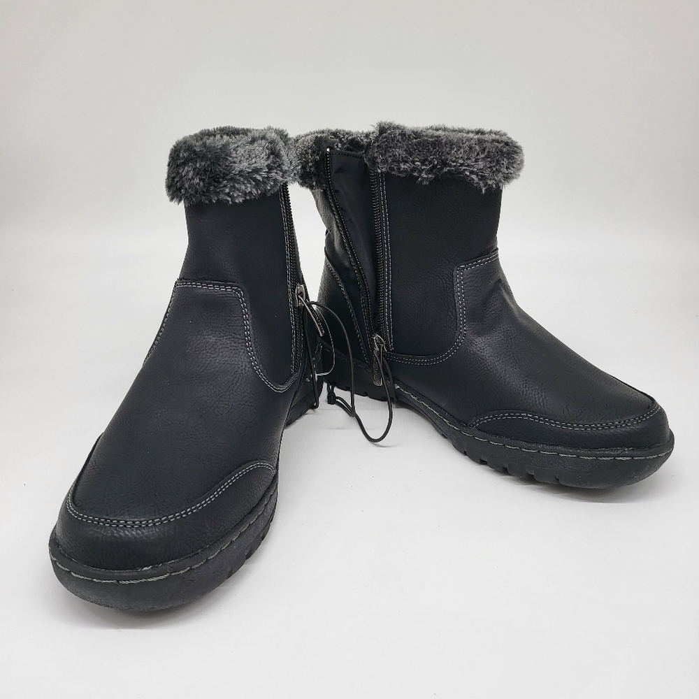 Khombu Black Winter Boots with Gray Fur Trim